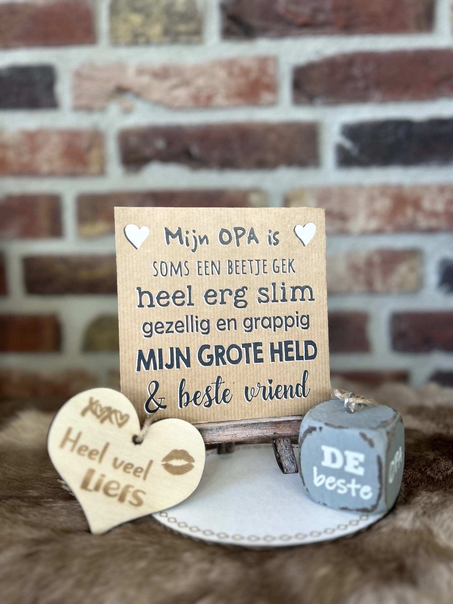 Creaties van hier – Cadeau pakket Opa kaart - bordje opa - houten ezeltje - dobelsteen opa - met houten hartje