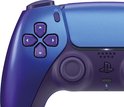 Detail van de DubbelSense Draadloze Controller in Chroma Indigo met paarse knoppen.