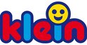 Klein logo met rode letters en een lachend geel gezichtje met blauwe ogen en mond.