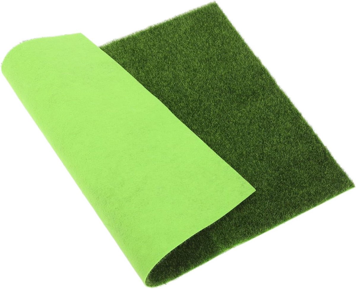 Kunstgras Mat - Nep Gras Tapijt - Decoratie Buiten - Aanpasbaar Ontwerp - 69 x 49 cm - Groen