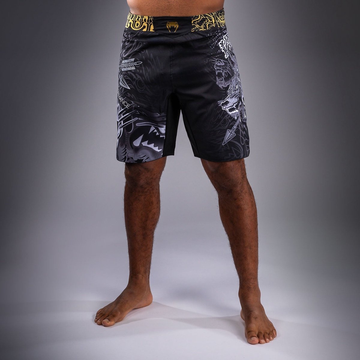 Venum Wolf Atak Fightshorts - Zwart/Grijs | Lichtgewicht & Duurzame MMA en Grappling Short - XL