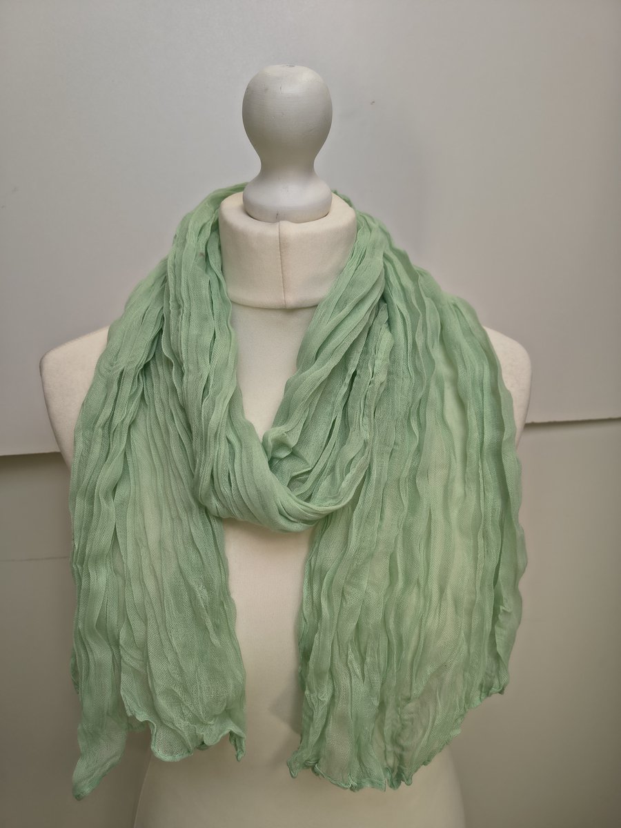 Lange dames sjaal Ina-effen licht groen