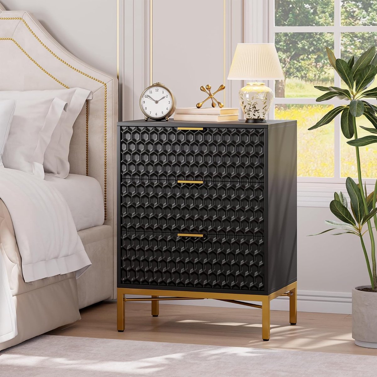 Moderne Ladekast met 3 Lades - Honingraat Design - Luxe Commode en Nachtkastje - MDF Opbergkast voor Slaapkamer & Babykamer - Zwart/ Goud