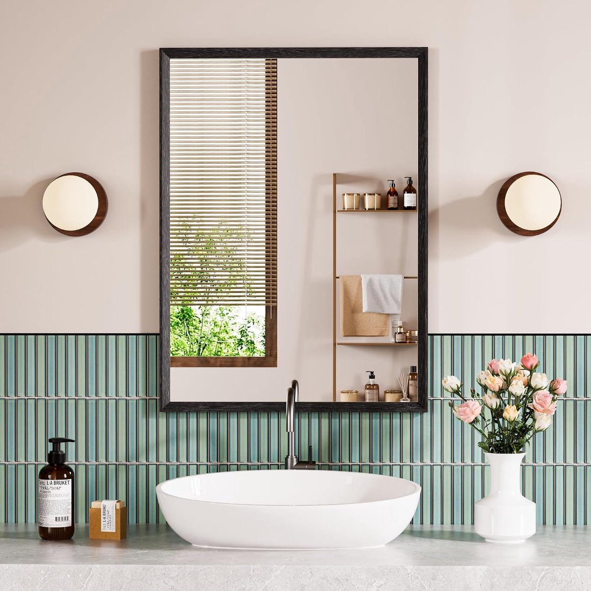 Zwarte Wandspiegel, 56x76cm Rechthoekig Frame Kaptafelspiegel, Hangt Horizontaal of Verticaal Decoratief voor Kleedkamer, Badkamer, Slaapkamer, Woonkamer