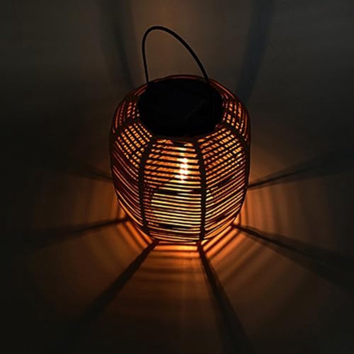 SnelShoppen - Outdoor Solar Lantaarns, Rattan Hanglampen, Waterdichte Decoratieve Zonne-lampen, Lantaarn voor Tuin, Patio, Veranda, Warm Licht, Kunstz
