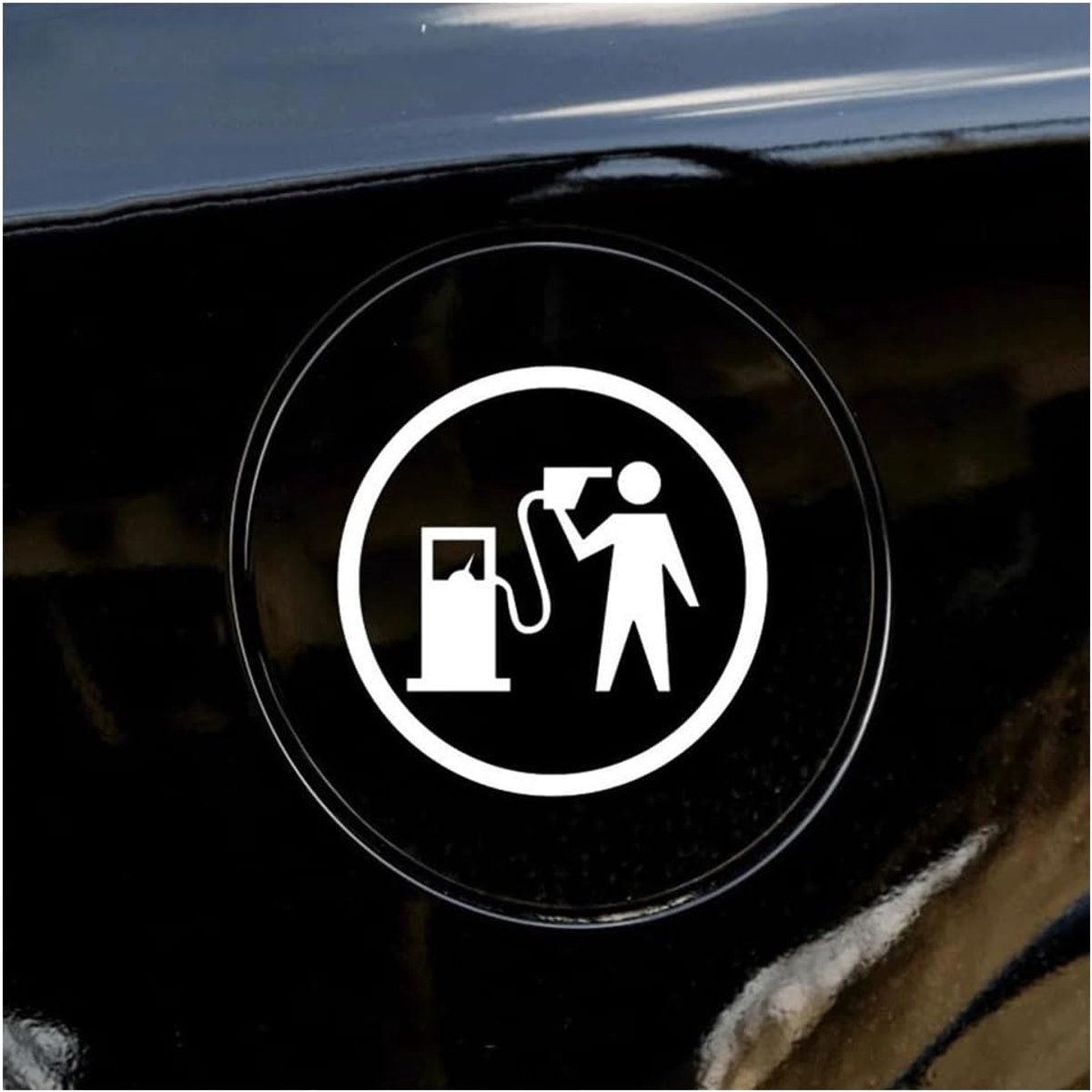 SnelShoppen - Grappige Auto Sticker voor Tankdop - Zelfklevende Tankdeksel Sticker voor Auto's, Trucks, Motorfietsen en SUV's - Wit - Duurzaam Vinyl -
