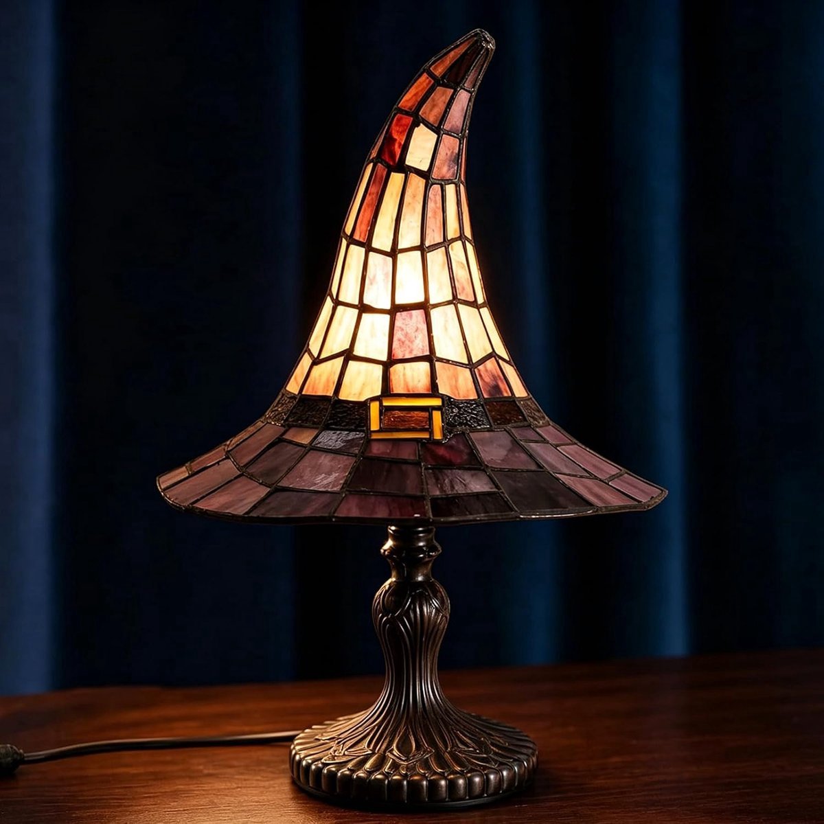 Casalora Halloween Heksenhoed Lamp – Retro Tafellamp met LED Verlichting – USB Oplaadbare Gothic Nachtlamp voor Halloween Decoratie, Slaapkamer en Boekenplank – Zwart