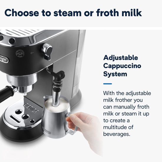 Zilverkleurige melkopschuimer op een zwarte De'Longhi espressomachine met verstelbaar cappuccinosysteem.