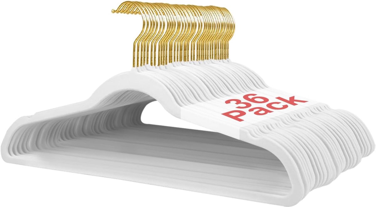 36 stuks fluwelen kleerhangers, 45 cm antislip rokhangers, stevige kledinghangers met schouderinkepingen, ruimtebesparende kledinghangers voor volwassenen, wit - gouden haak