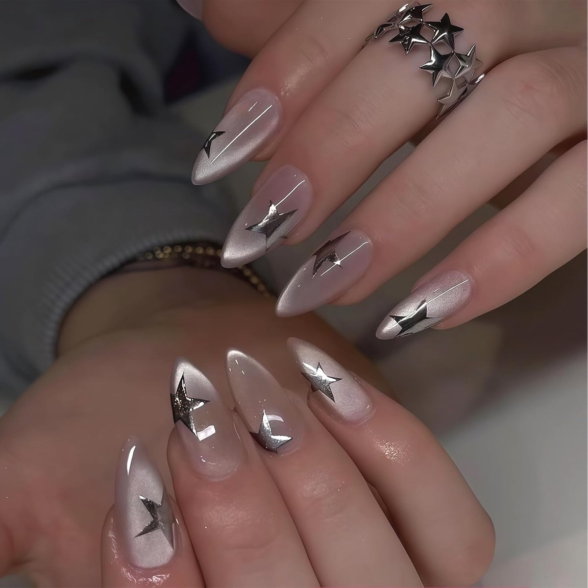 Middelgrote Amandelvormige Press On Nagels,24 Stuks Sprankelende zilveren Kattenoogsterren Press On Nagels,Dames Dagelijkse Outfit,Natuurlijk Herbruikbaar
