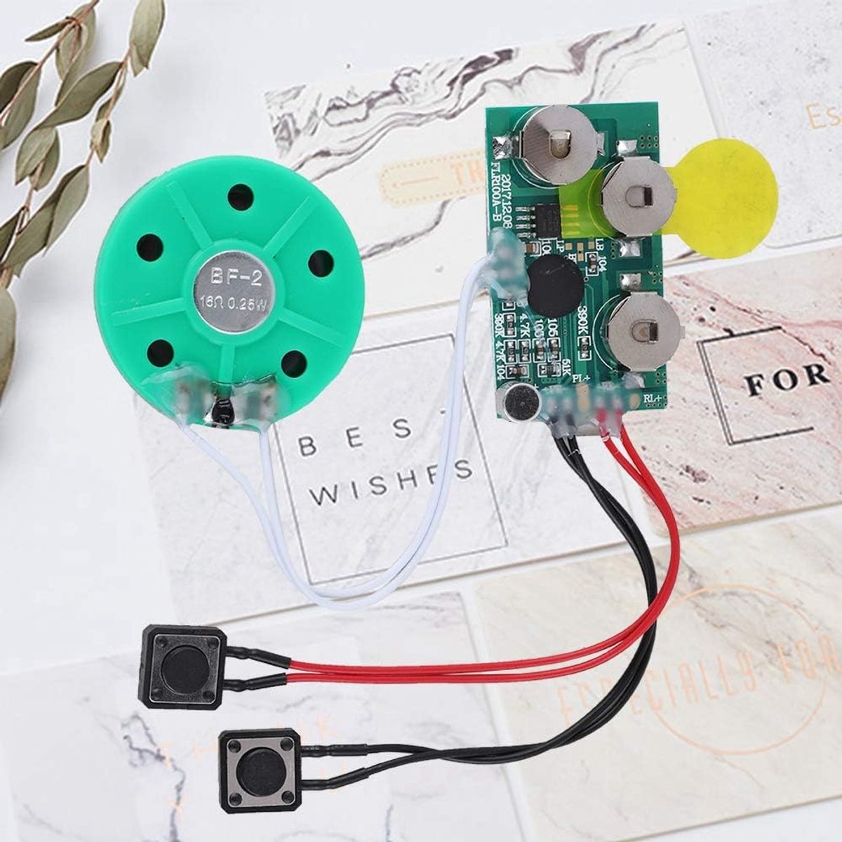 4 minuten DIY-wenskaartchip, 4 minuten opneembare stemgeluidschip Module voor stemgroetkaarten voor kerstkaarten voor de feestdagen Halloween-, juwelendoosjes, ambachten