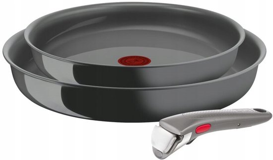 Twee grijze Tefal Ingenio koekenpannen en een afneembare handgreep met rode knop en Thermo-Signal warmte-indicator.