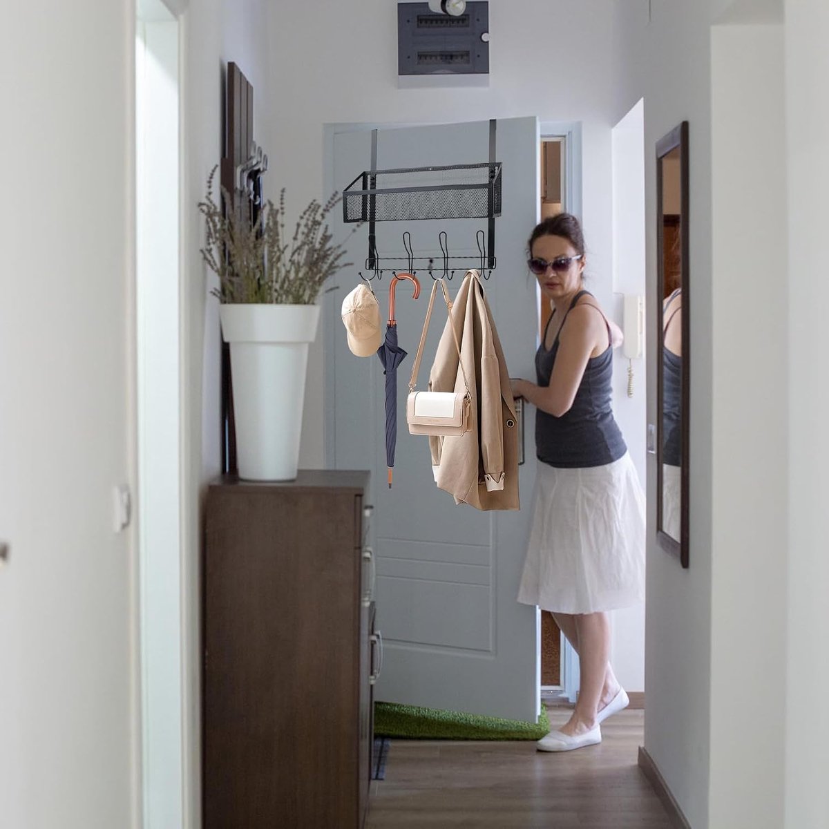 Over-deurhanger met mand, hanger-opbergruimte boven de deur voor slaapkamer