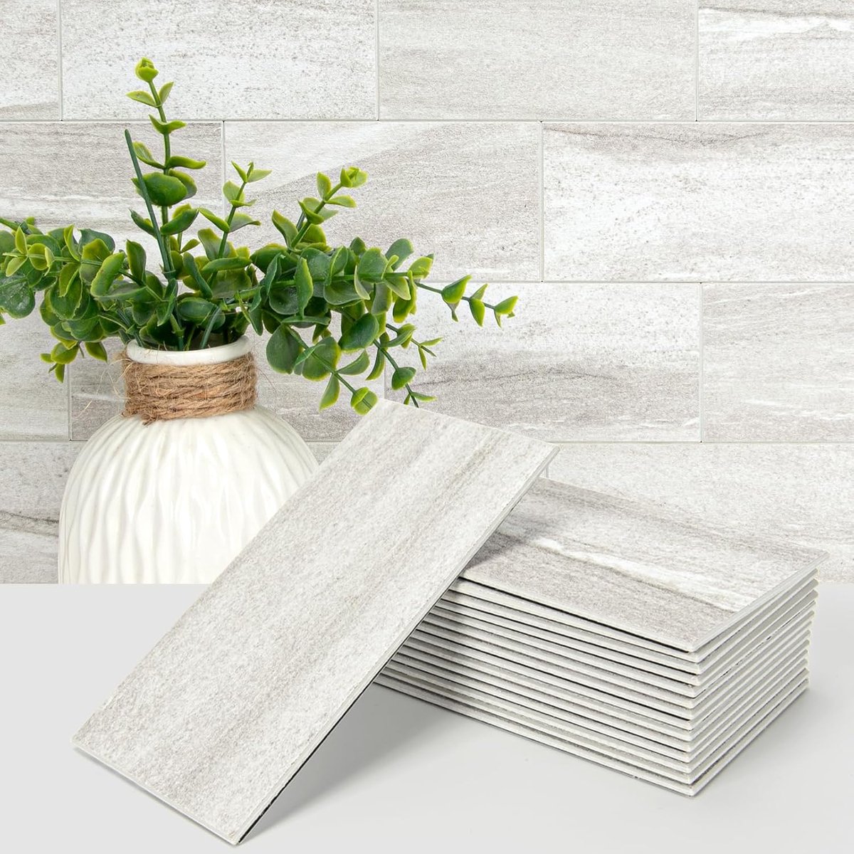 102-delige Faux Stone Peel and Stick Backsplash Tegel, Waterdichte Dikke PVC Stick On Metro Wandtegel voor Keuken Badkamer Wasruimte Open Haard - 3 "x 6" Grijs Wit