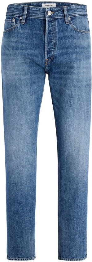 Blauwe jeans met een rechte pasvorm, knoopsluiting en lichte wassing.