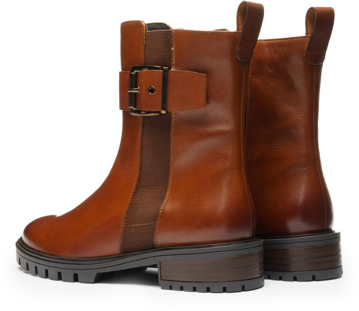 ara Enkellaars Tulsa cognac