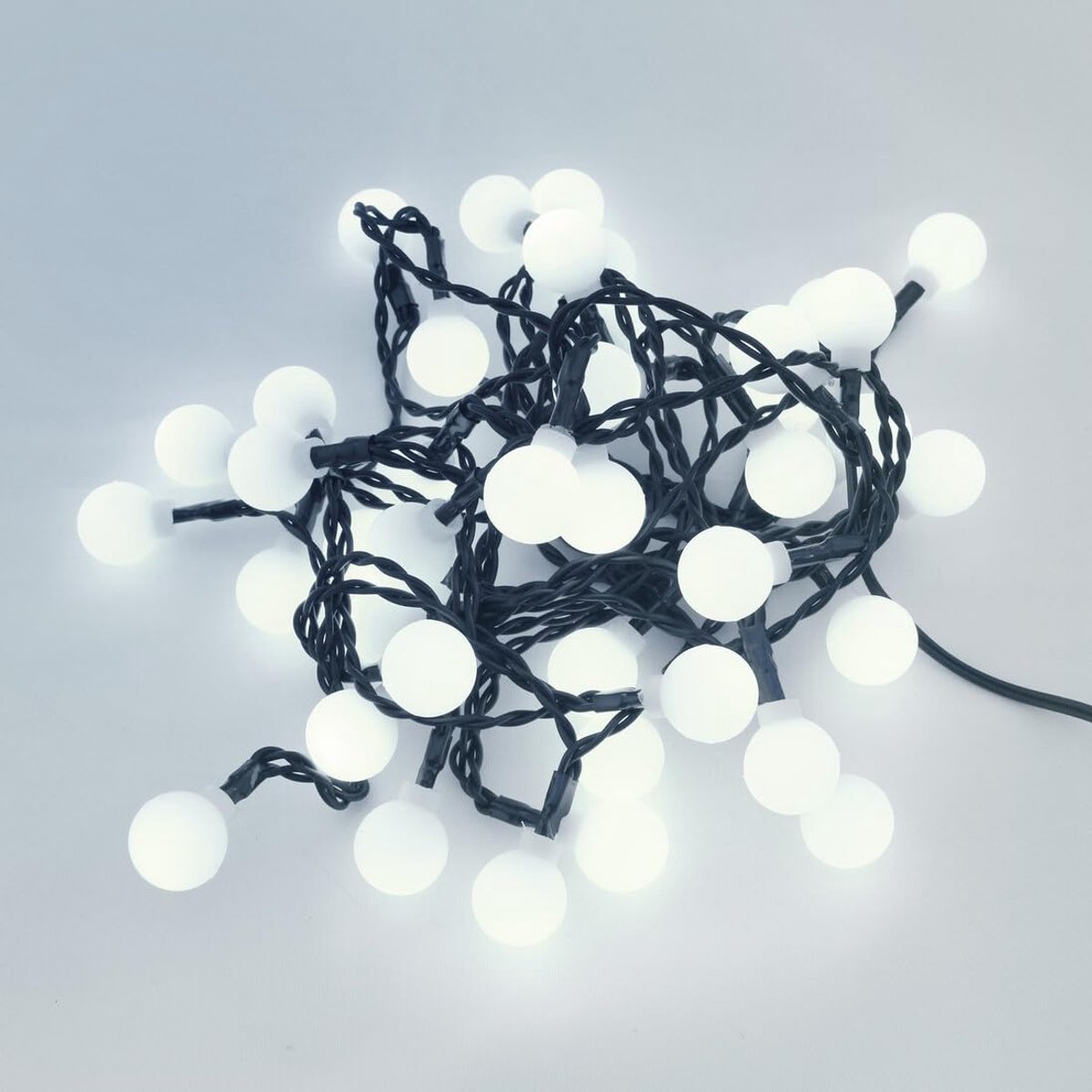 SnelShoppen - Levitantes Koud Wit LED-Lichtsnoer 4m met 40 Lampen IP44 - Perfect voor Buitendecoratie, Feestverlichting en Sfeervolle Tuinverlichting