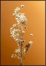 Poster van mooie bloem voor oranje achtergrond - 13x18 cm