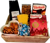 Koffiezz Sinterklaas koffie cadeau met Sint koffie – letter- kruidnootjes -mok -en div chocolade