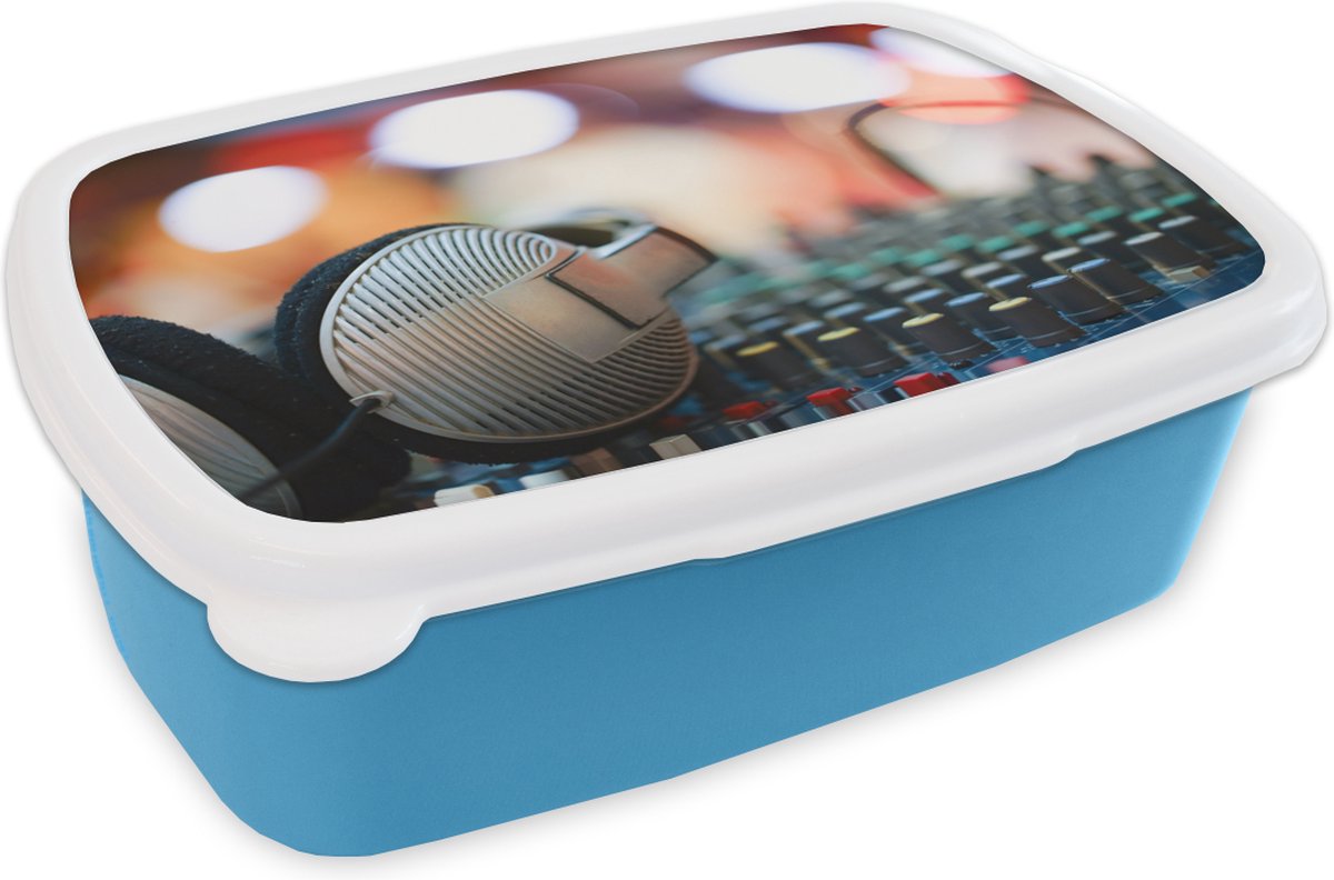 Broodtrommel Blauw - Lunchbox - Brooddoos - Koptelefoon op een mengpaneel - 18x12x6 cm - Kinderen - Jongen