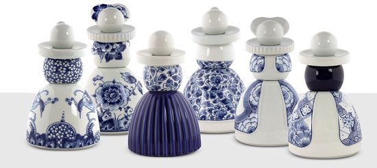 Royal Delft Proud Mary 4 - Flower Pattern - statue 17 cm