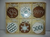 Houten Kerstballen in doosje - 24 Stuks - 4 x 4 cm - Kerstboom versiering - Kerstdecoratie - Hout - Kerstmis