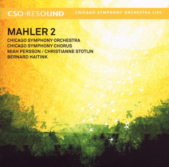 Mahler 2 avec le Chicago Symphony Orchestra. Ciel jaune abstrait avec des oiseaux et des arbres verts.