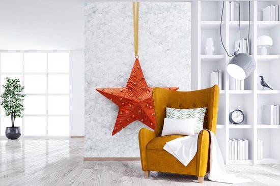 Papier peint photo peint photo vinyle - Une étoile rouge avec un fond enneigé largeur 200 cm x hauteur 300 cm - Tirage photo sur papier peint (disponible en 7 tailles)