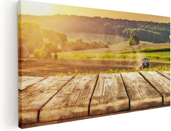 Artaza Canvas Schilderij Tractor in het Veld met Houten Planken - Foto Op Canvas - Canvas Print