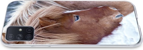 Coque Samsung Galaxy A71 - Paarden - Poulain - Neige - Coque de téléphone en Siliconen