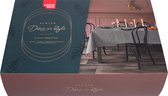 Mistral Home - Giftbox - Cadeau - Tafellinnen - Dine in style - Tafellaken, 12 servetten, menukaarten, naamkaarten, kandelaars - Donkergrijs