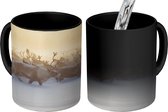 Magische Mok - Foto op Warmte Mok - Rendieren - Sneeuw - 350 ML