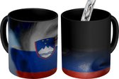 Magische Mok - Foto op Warmte Mokken - Koffiemok - Vlag van Slovenië - Magic Mok - Beker - 350 ML - Theemok