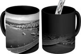 Magische Mok - Foto op Warmte Mok - luchtfoto van Meer van Genève en de fontein - zwart wit - 350 ML