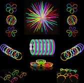 230 stuks 9 kleuren Glow sticks Feestje pakket S Party Bag MagieQ (100 glowsticks ) |Glow bril| Bunny oren|Bloemen connectors|Feest|Halloween|Kerst|kinderen neon party's decoratie Kerstmis Nieuwjaar