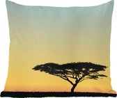Sierkussens - Kussen - Een illustratie van een boom in het Afrikaanse Tanzania - 45x45 cm - Kussen van katoen