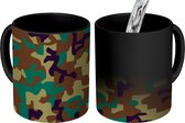 Magische Mok - Foto op Warmte Mokken - Koffiemok - Camouflage patroon met donkere kleuren - Magic Mok - Beker - 350 ML - Theemok