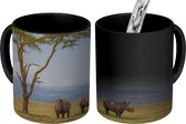 Magische Mok - Foto op Warmte Mok - Neushoorns - Bomen - Safari - 350 ML