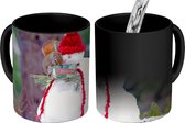 Magische Mok - Foto op Warmte Mok - Eekhoorn - Sneeuwpop - Winter - 350 ML