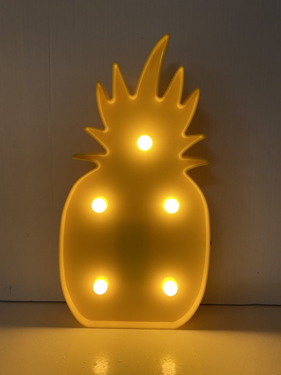LED Ananas lamp met 5 led lampjes - Geel - 25 x 13.5 x 3 cm - warm wit licht - Staand of wandmodel - IMPULS