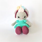 Gehaakte knuffel meisje / Handwerk