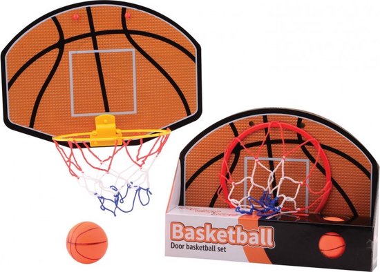 Oranje basketbalbord met zwarte lijnen, een rode ring met wit/blauw net en een oranje bal.