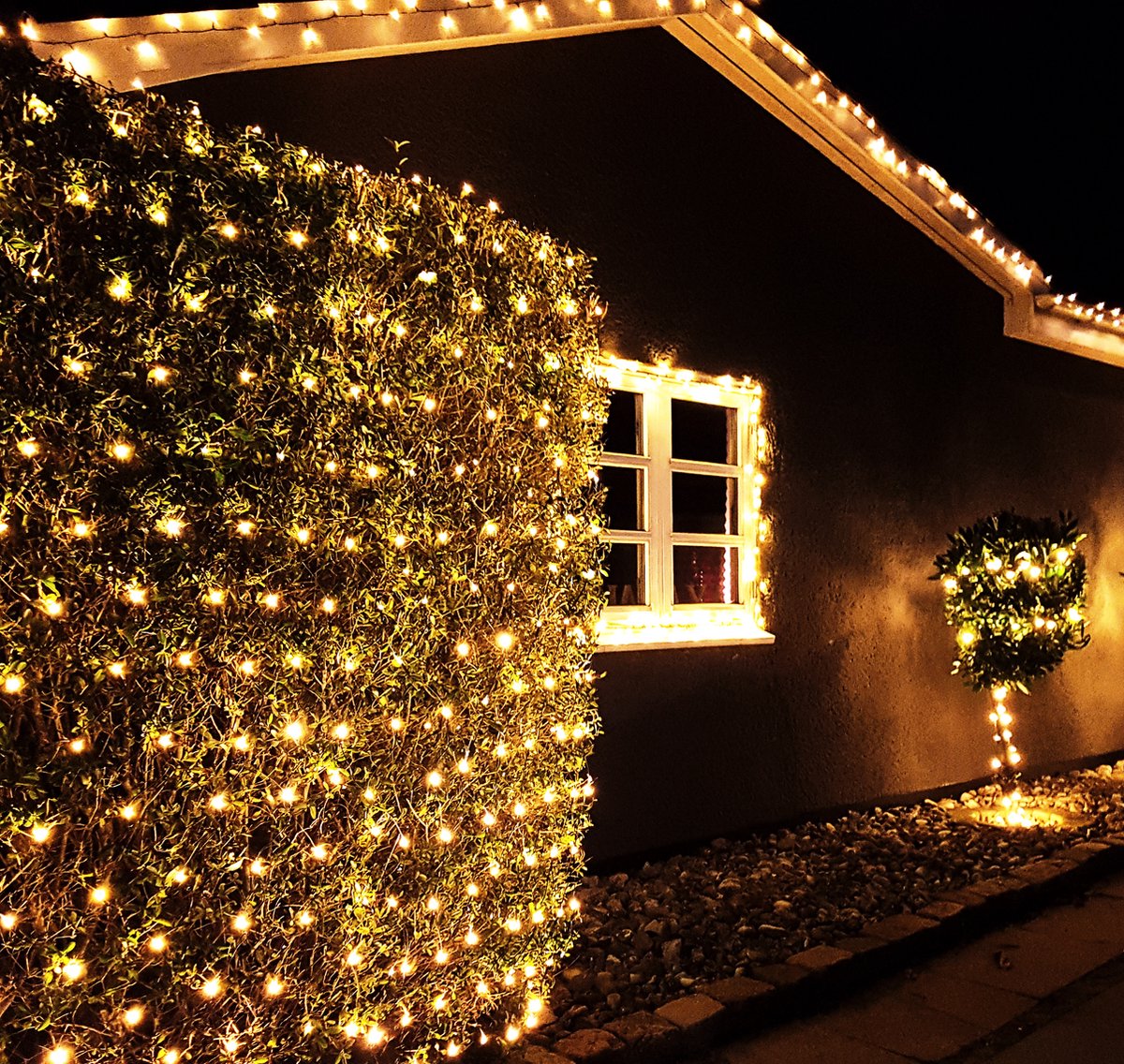FlinQ Netverlichting 160 LED - 2 bij 2 meter - Kerstverlichting - Kerstverlichting buiten - Warm wit - Netverlichting buiten - FlinQ