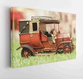 Antieke speelgoedauto vintage stijl. - Moderne kunst canvas - Horizontaal - 652834891 - 50*40 Horizontal