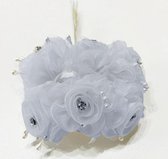 2X Bundeltje met 6 prachtige organza roosjes met strass steentjes zilver grijs - DIY - naaien - knutselen - roos - organza - bloem