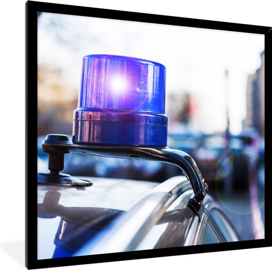 Fotolijst incl. Poster - Zwaailicht van politieauto op een burgerauto - 40x40 cm - Posterlijst