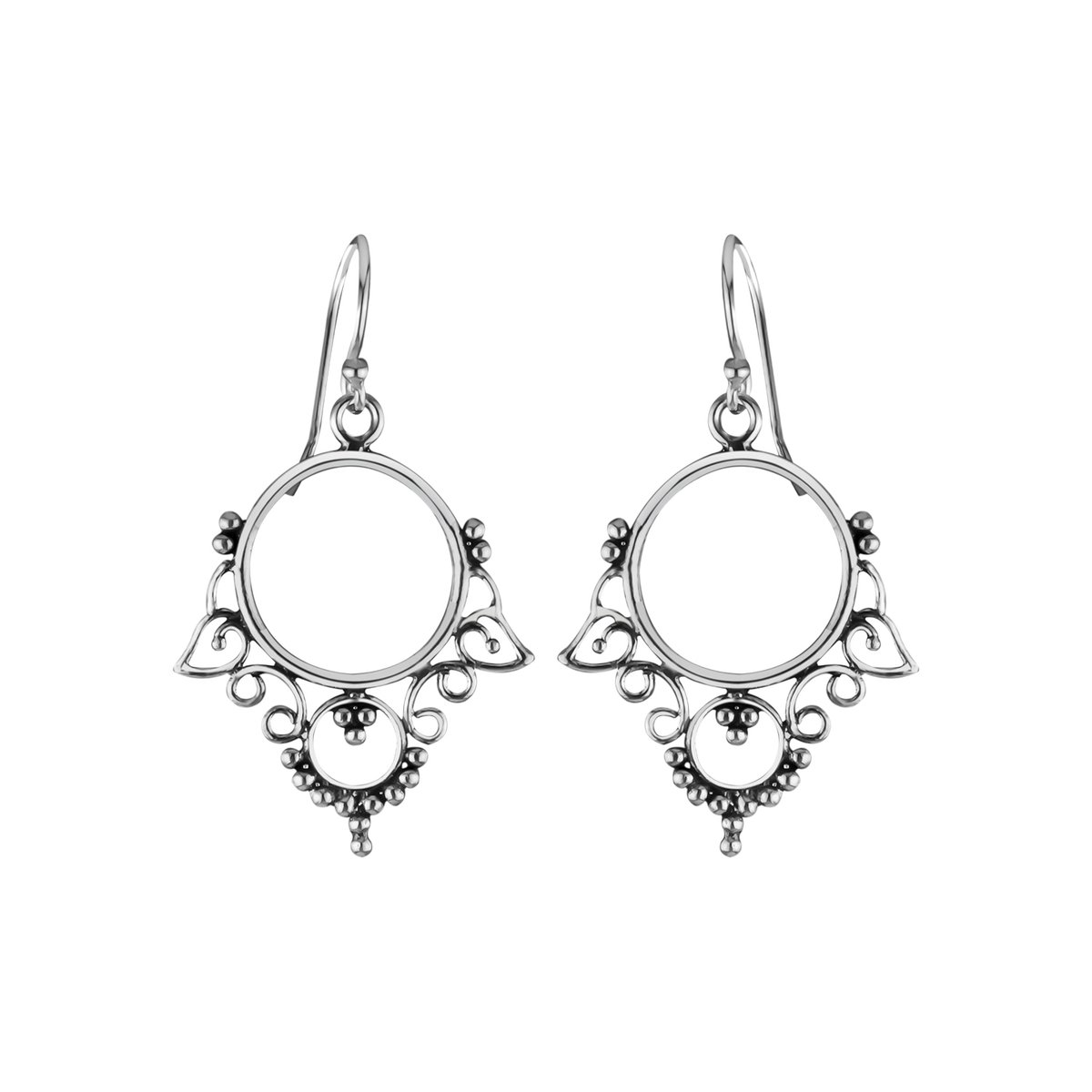 Zilveren oorbellen | Hangers | Zilveren oorhangers, rijk gedecoreerde cirkel