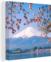 Canvas Schilderij Uitzicht op de Fuji Berg in het Aziatische Japan - 90x90 cm - Wanddecoratie