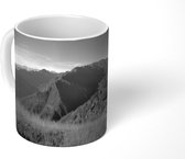 Mok - Varens op het berglandschap in het Nationaal Park Val Grande - zwart wit - 350 ML - Beker