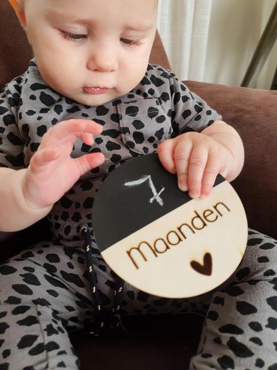 Mijlpaalbordje met krijtgedeelte - Mijlpaalkaarten - Mijlpalen leeftijd in maanden - Mijlpaalkaart van hout met krijtbordje van Mi — afbeelding 2